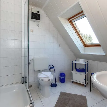 Apartment Landferienhaus Sonnenblume Hagen (Rugen)
